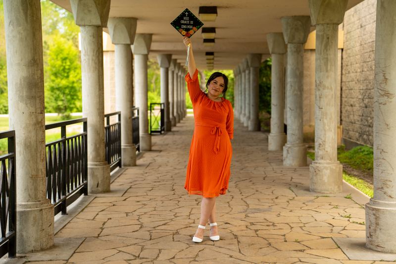 Jen, graduation portraits, by Tate Studios